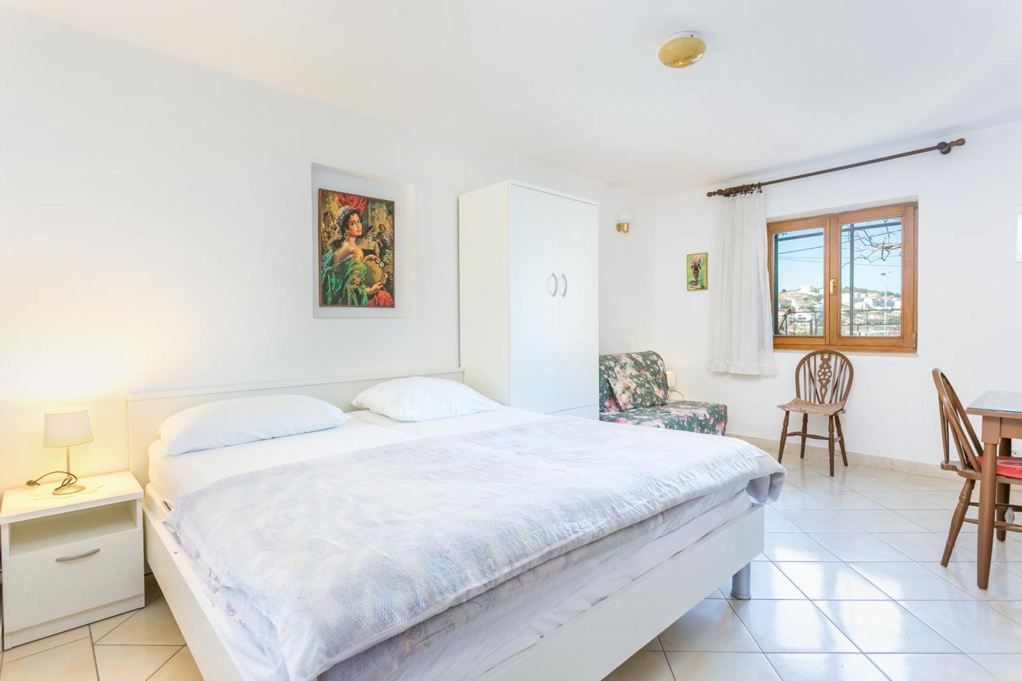 Seaside Apartments With A Swimming Pool Okrug Gornji, Ciovo - 11374 Trogir Room photo
