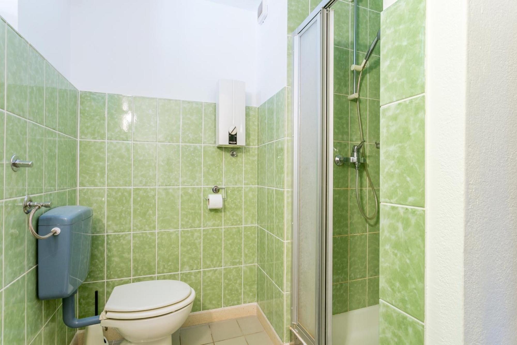 Seaside Apartments With A Swimming Pool Okrug Gornji, Ciovo - 11374 Trogir Exterior photo